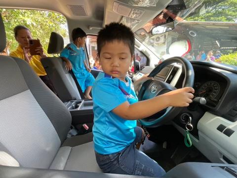 โครงการส่งเสริมการเรียนรู้ในเด็กปฐมวัยให้รู้วิชาการเอาตัวรอดเมื่อติดในรถยนต์