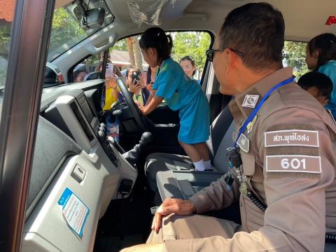 โครงการส่งเสริมการเรียนรู้ในเด็กปฐมวัยให้รู้วิชาการเอาตัวรอดเมื่อติดในรถยนต์