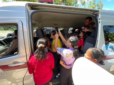 โครงการส่งเสริมการเรียนรู้ในเด็กปฐมวัยให้รู้วิชาการเอาตัวรอดเมื่อติดในรถยนต์