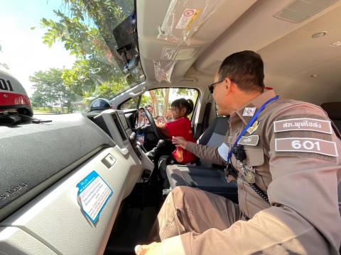 โครงการส่งเสริมการเรียนรู้ในเด็กปฐมวัยให้รู้วิชาการเอาตัวรอดเมื่อติดในรถยนต์