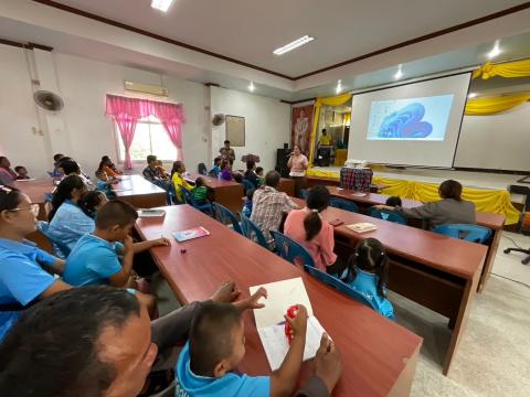 โครงการส่งเสริมการเรียนรู้ในเด็กปฐมวัยให้รู้วิชาการเอาตัวรอดเมื่อติดในรถยนต์