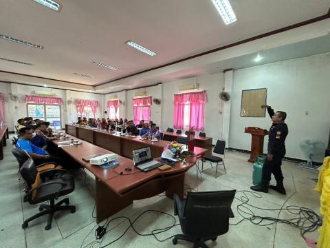 การอบรมให้ความรู้ในการป้องกันไฟป่าและฝุ่นละออง PM 2.5 ประจำปี 2568