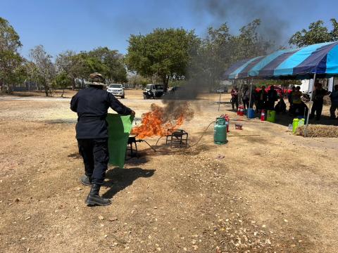 การอบรมให้ความรู้ในการป้องกันไฟป่าและฝุ่นละออง PM 2.5 ประจำปี 2568