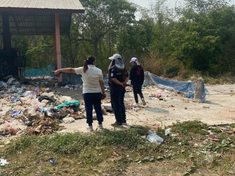 เจ้าหน้าที่จากสำนักงานทรัพยากรธรรมชาติเเละสิ่งเเวดล้อมจังหวัดบุรีรัมย์ได้ลงพื้นที่ติดตามการบริหารจัดการสถานที่กำจัดขยะมูลฝอย(เตาเผาขยะ)