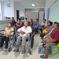 โครงการใส่ใจผู้สูงอายุในการคัดกรองโรคตาต้อกระจก และผู้มีปัญหาทางด้านสายตา