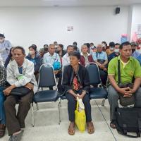 โครงการใส่ใจผู้สูงอายุในการคัดกรองโรคตาต้อกระจก และผู้มีปัญหาทางด้านสายตา