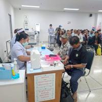 โครงการใส่ใจผู้สูงอายุในการคัดกรองโรคตาต้อกระจก และผู้มีปัญหาทางด้านสายตา