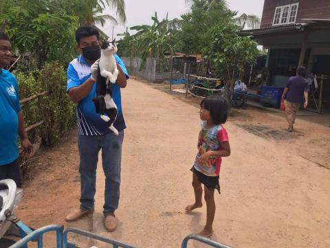 โครงการฉีดวัคซีนป้องกันโรคพิษสุนัขบ้าในสุนัขและแมวและสัตว์เลี้ยง