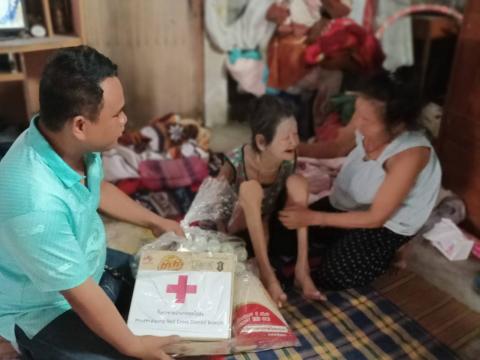 มอบถุงยังชีพให้กับผู้สูงอายุ ผู้พิการ ผู้ป่วยติดเตียง ผู้ยากไร้ยากจนในพื้นที่ตำบลบ้านยาง อ.พุทไธสง จ.บุรีรัมย์