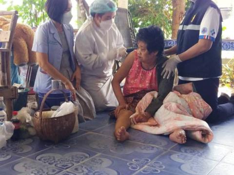 ประชาสัมพันธ์การป้องกันโควิด-19 และรณรงค์การฉีดวัคซีนป้องกันโรคไวรัสโคโรนา