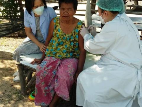 ประชาสัมพันธ์การป้องกันโควิด-19 และรณรงค์การฉีดวัคซีนป้องกันโรคไวรัสโคโรนา